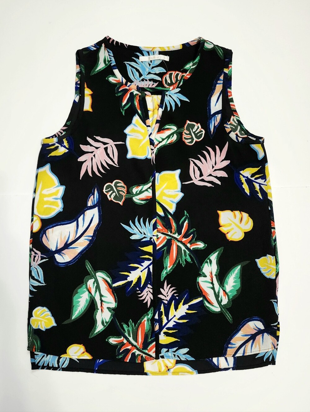 C&E Sleeveless Black Tropical Print Blouse - Picture 3 of 11